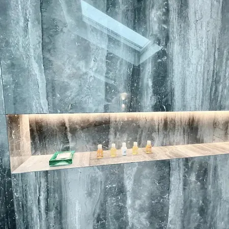 Duplex En Plein Coeur De Cannes, 5 Min Walk To Croisette And Palais شقة كان