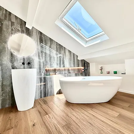 Duplex En Plein Coeur De Cannes, 5 Min Walk To Croisette And Palais شقة