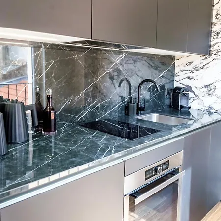 Appartamento Duplex En Plein Coeur De Cannes, 5 Min Walk To Croisette And Palais *
